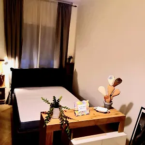 Lallarohouse Appartamento Aeroporto di Catania Fontana Rossa